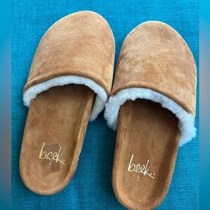 BEEK Apalis Shearling - Caramel Trimmed Clogs Women's Size 5 NWOT firm